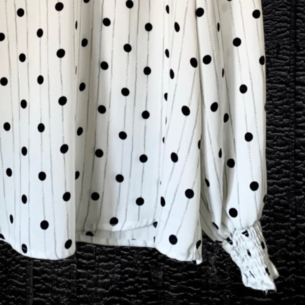 Carolina Belle Polka Dot Top Size Medium - Picture 5 of 8